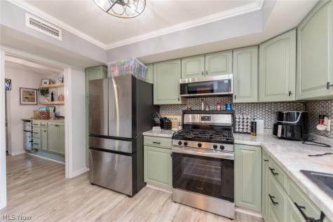 1135 Canyon View Road Northfield OH 44067