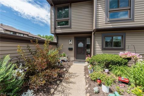 1135 Canyon View Road Northfield OH 44067