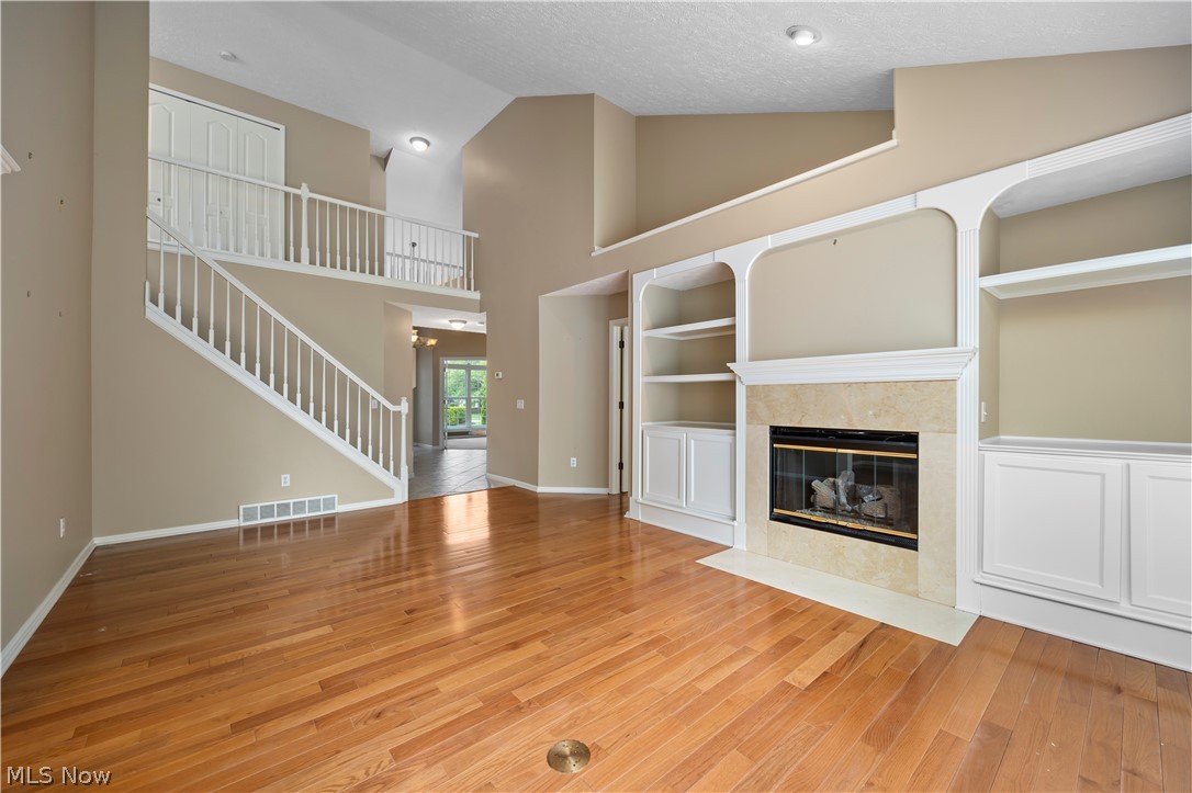 407 Clearbrook Drive Avon Lake OH 44012