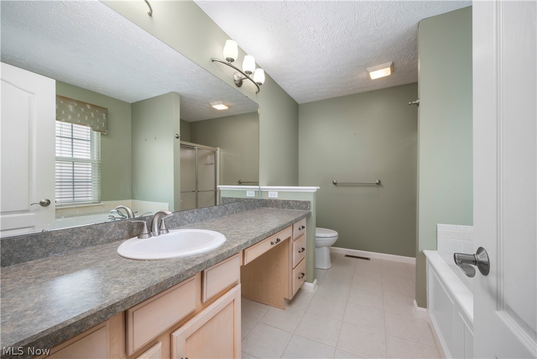 407 Clearbrook Drive Avon Lake OH 44012