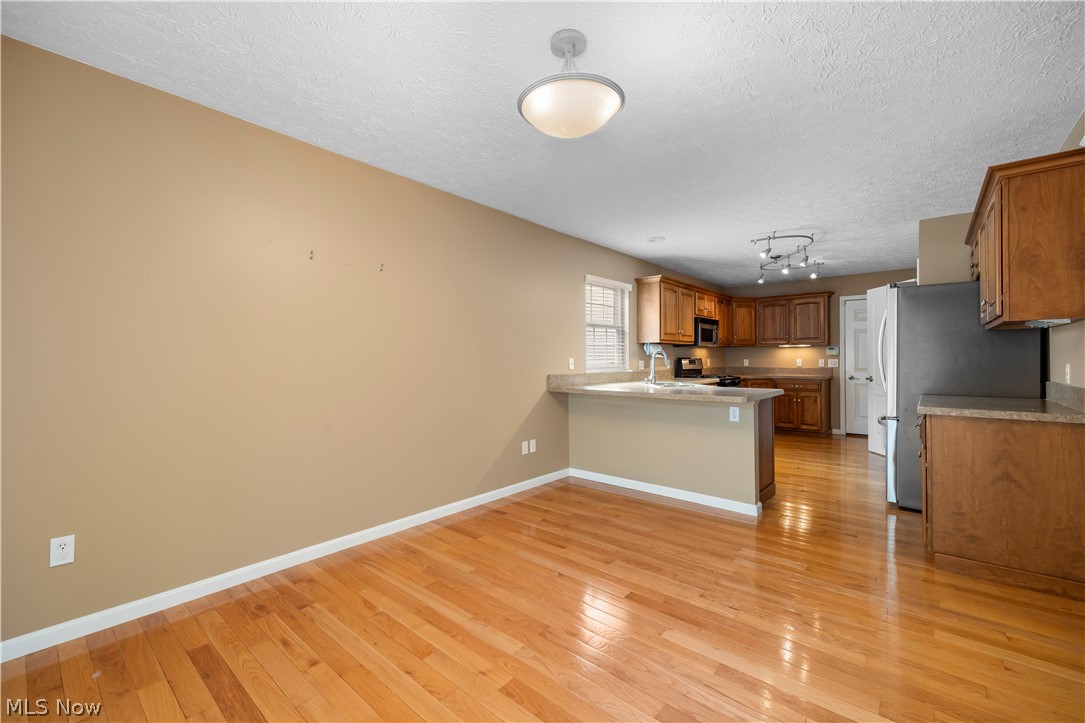 407 Clearbrook Drive Avon Lake OH 44012