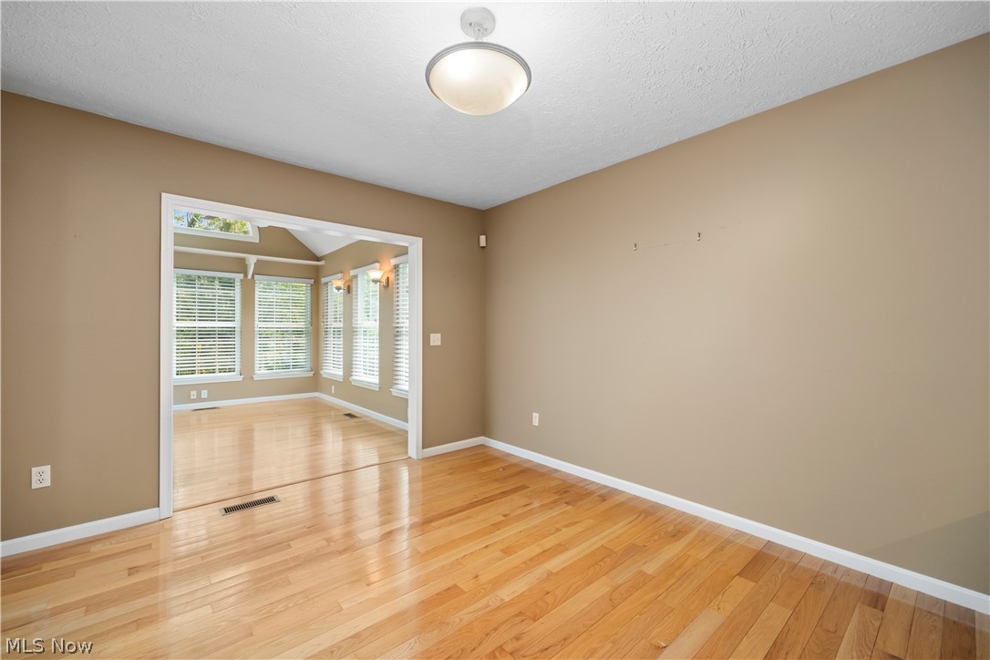 407 Clearbrook Drive Avon Lake OH 44012