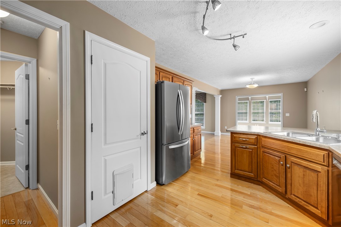 407 Clearbrook Drive Avon Lake OH 44012