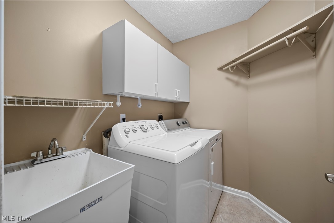 407 Clearbrook Drive Avon Lake OH 44012