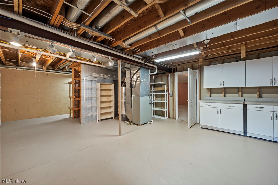 407 Clearbrook Drive Avon Lake OH 44012