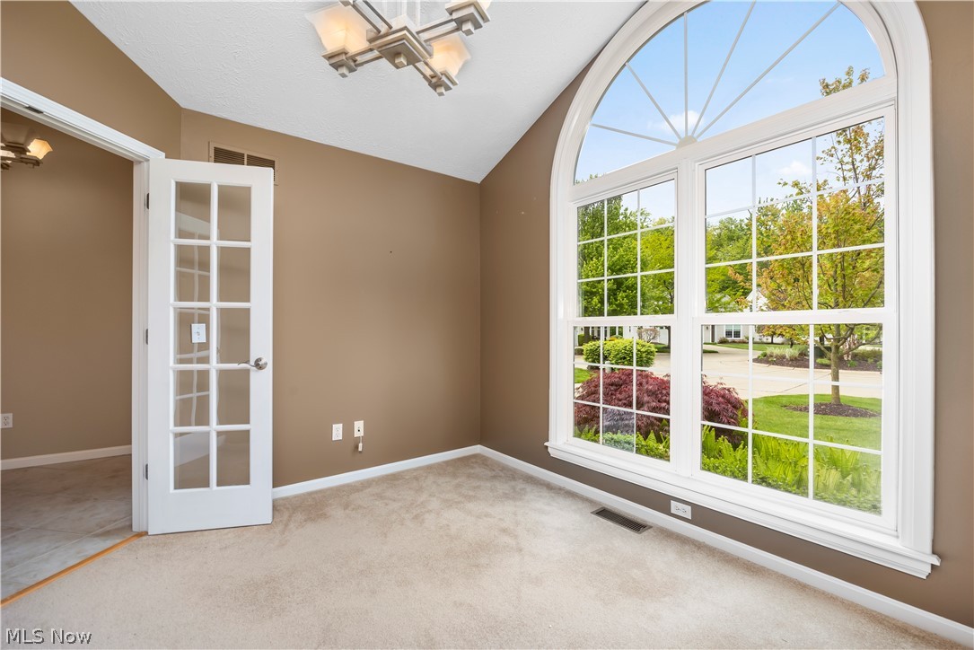 407 Clearbrook Drive Avon Lake OH 44012