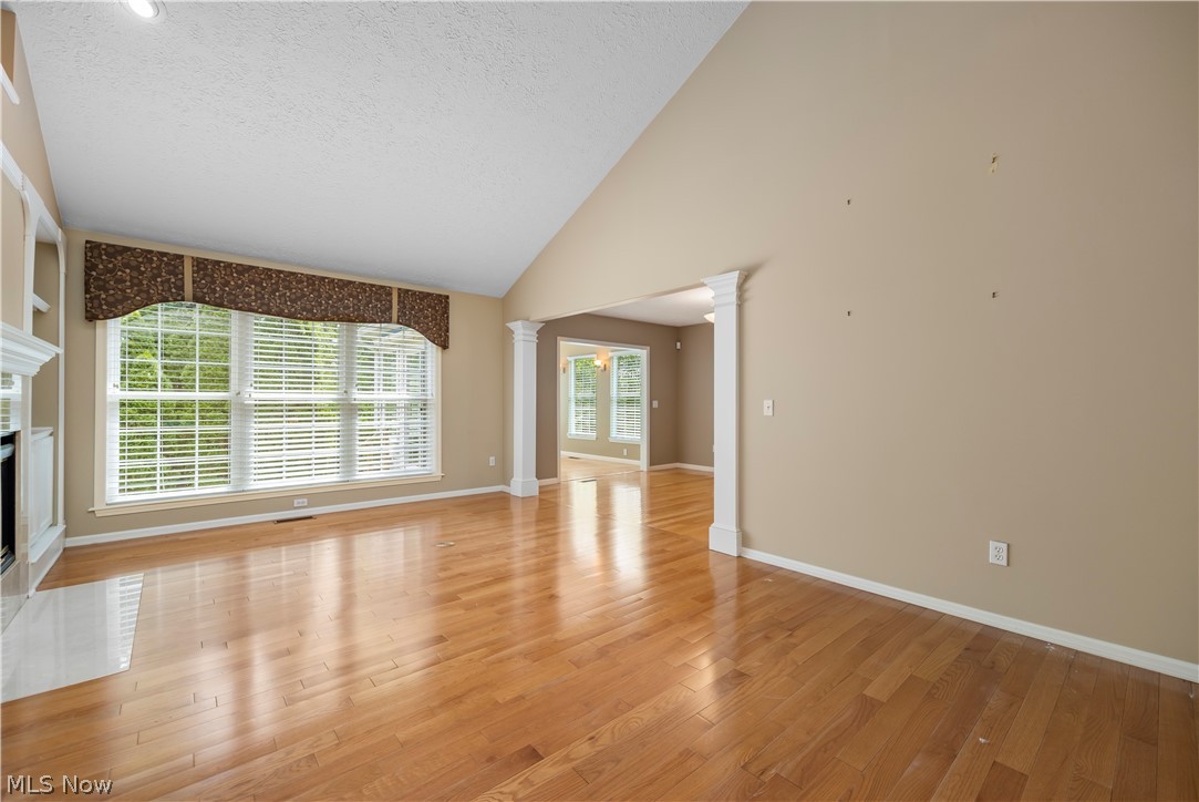 407 Clearbrook Drive Avon Lake OH 44012
