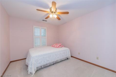 2832 Shakespeare Lane Avon OH 44011