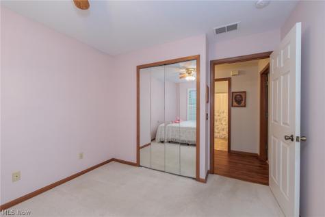 2832 Shakespeare Lane Avon OH 44011