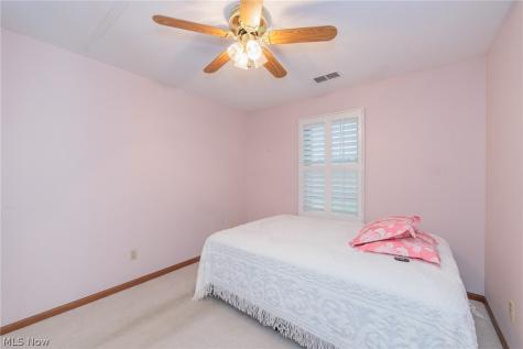 2832 Shakespeare Lane Avon OH 44011