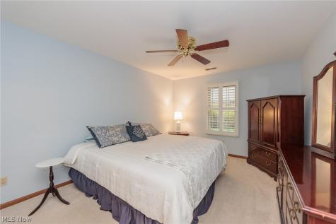 2832 Shakespeare Lane Avon OH 44011