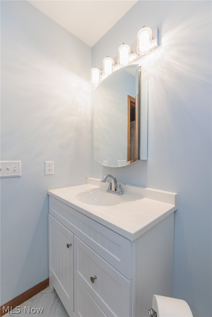 2832 Shakespeare Lane Avon OH 44011