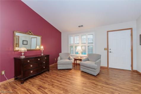 2832 Shakespeare Lane Avon OH 44011