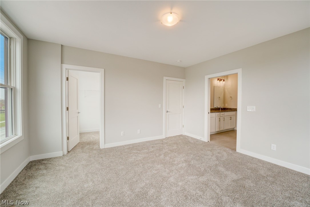 11222 N Park Place Cleveland OH 44104