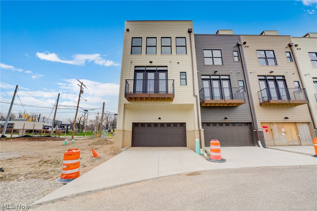 11222 N Park Place Cleveland OH 44104