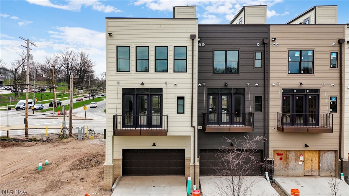 11222 N Park Place Cleveland OH 44104