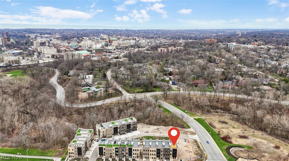11222 N Park Place Cleveland OH 44104