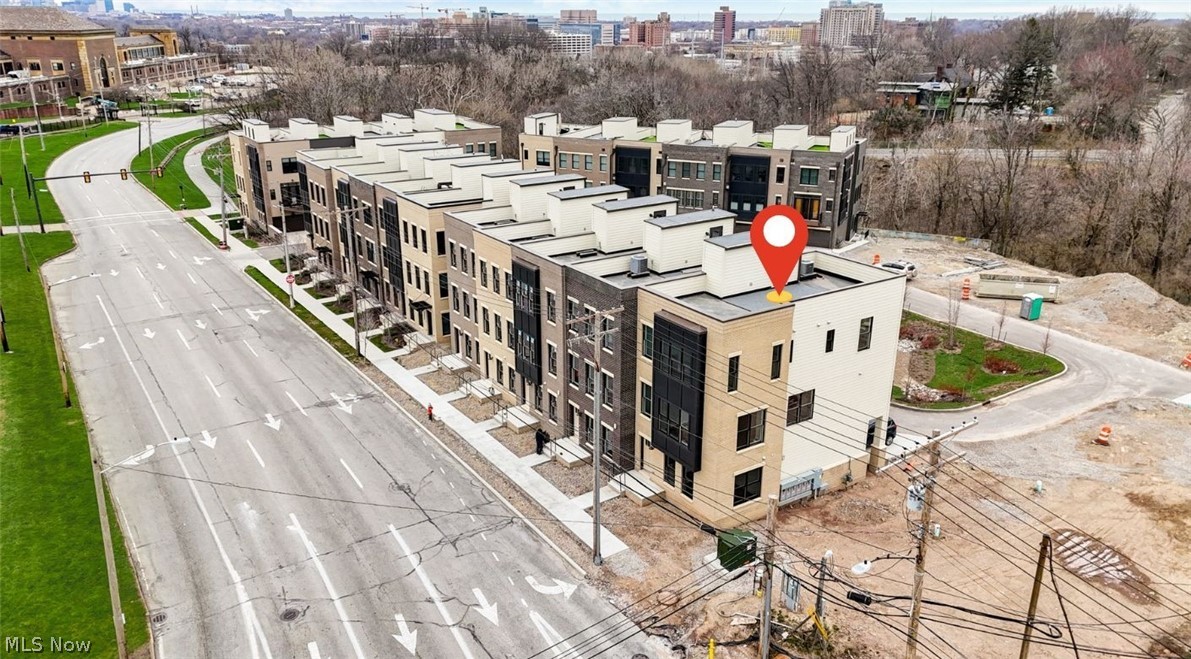 11222 N Park Place Cleveland OH 44104