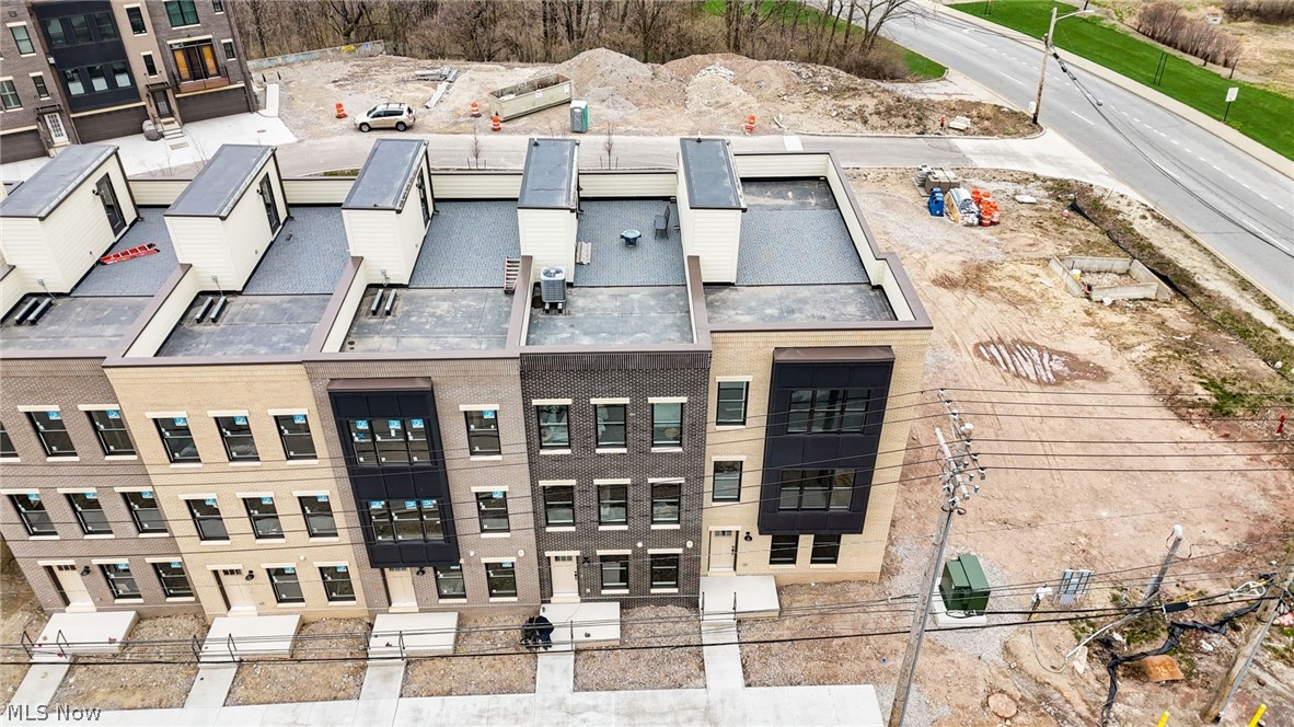 11222 N Park Place Cleveland OH 44104