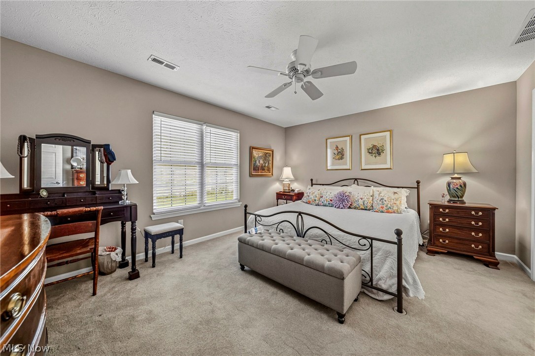 792 Rivers Edge Lane Painesville OH 44077