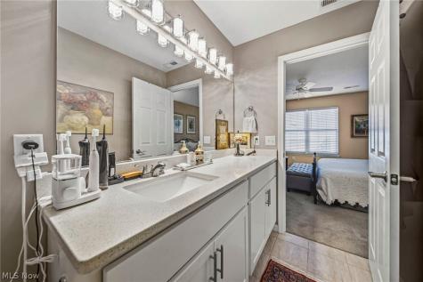 792 Rivers Edge Lane Painesville OH 44077