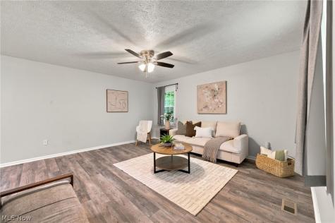 1760 Cortland Lane Broadview Heights OH 44147