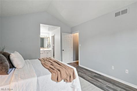 1760 Cortland Lane Broadview Heights OH 44147