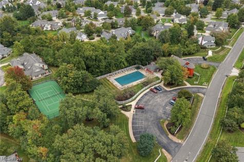 1760 Cortland Lane Broadview Heights OH 44147