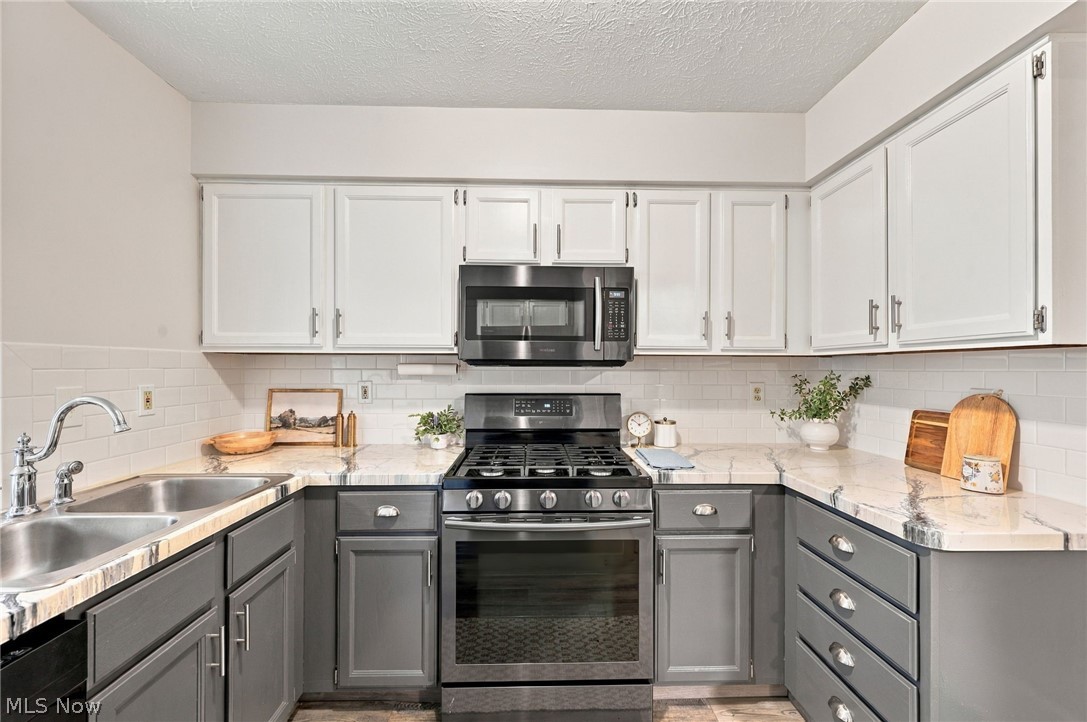 1760 Cortland Lane Broadview Heights OH 44147