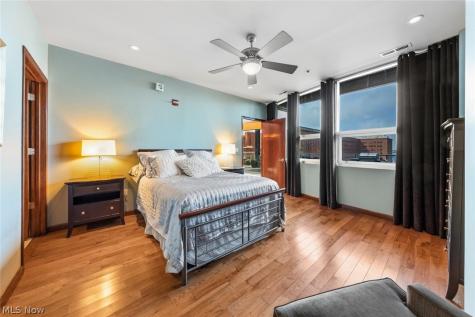 701 W Lakeside Avenue Cleveland OH 44113
