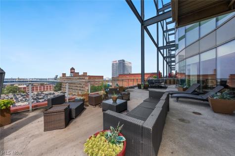 701 W Lakeside Avenue Cleveland OH 44113