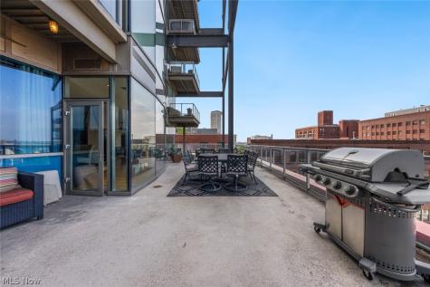 701 W Lakeside Avenue Cleveland OH 44113