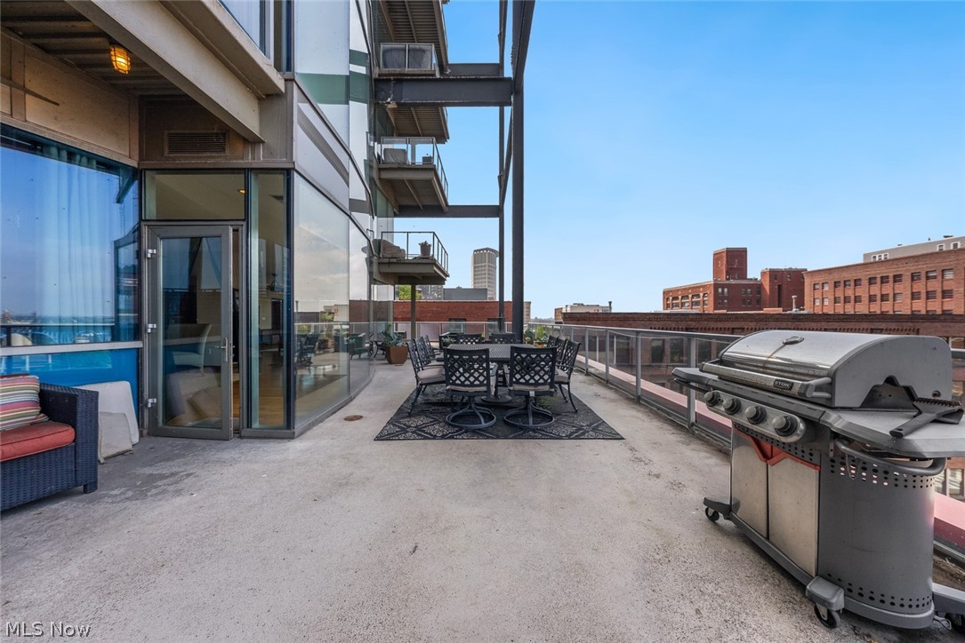 701 W Lakeside Avenue Cleveland OH 44113
