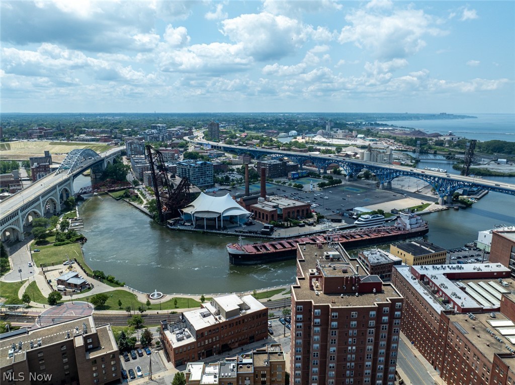 701 W Lakeside Avenue Cleveland OH 44113