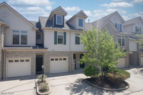 3158 Richmond Road Beachwood OH 44122