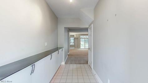 3158 Richmond Road Beachwood OH 44122