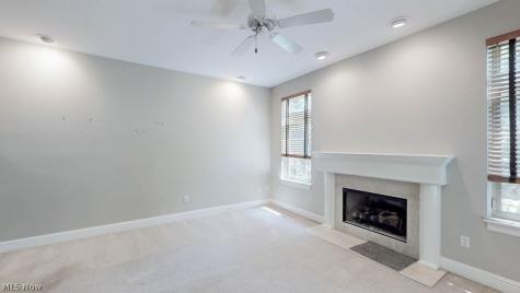3158 Richmond Road Beachwood OH 44122