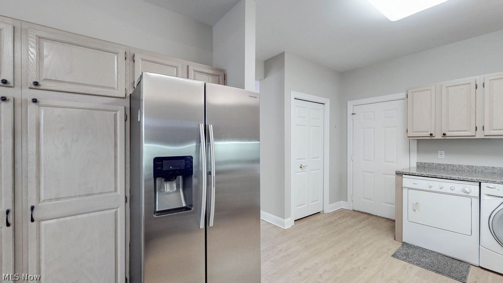 3158 Richmond Road Beachwood OH 44122