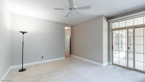 3158 Richmond Road Beachwood OH 44122
