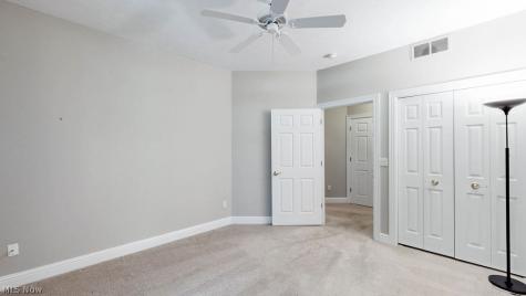 3158 Richmond Road Beachwood OH 44122
