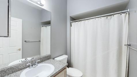 3158 Richmond Road Beachwood OH 44122