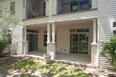 3158 Richmond Road Beachwood OH 44122