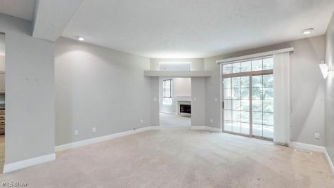 3158 Richmond Road Beachwood OH 44122