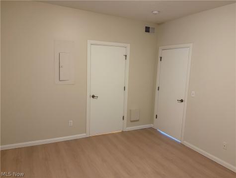 1237 Washington Avenue Cleveland OH 44113