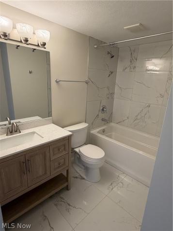 1237 Washington Avenue Cleveland OH 44113