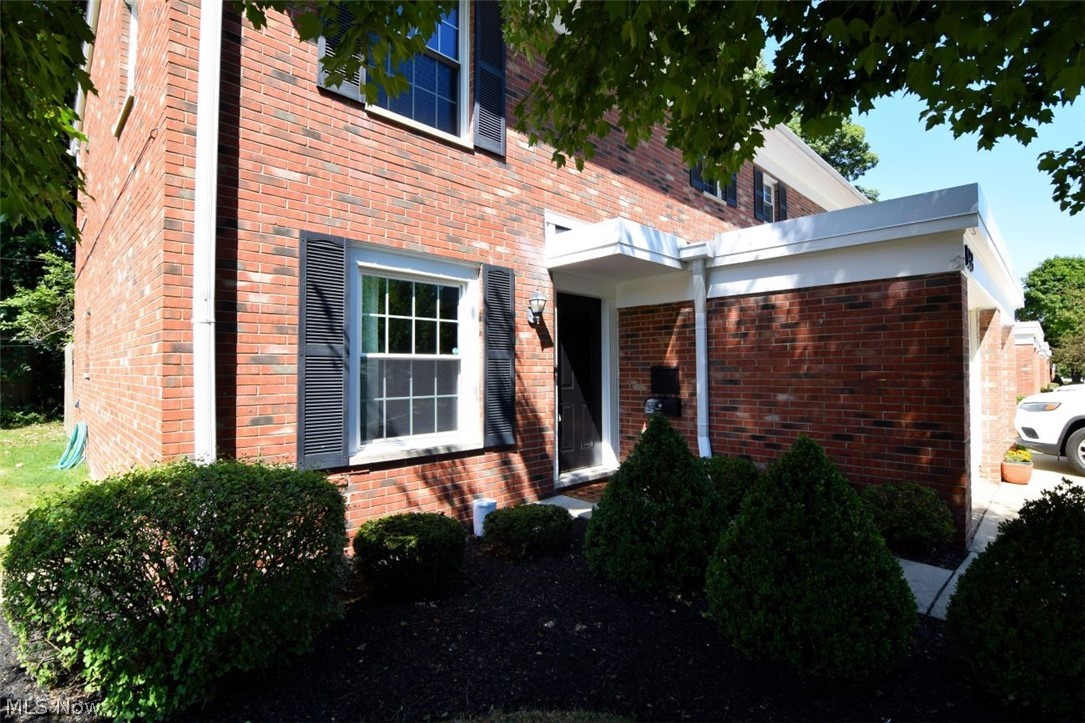 133 Chatham Way Mayfield Heights OH 44124