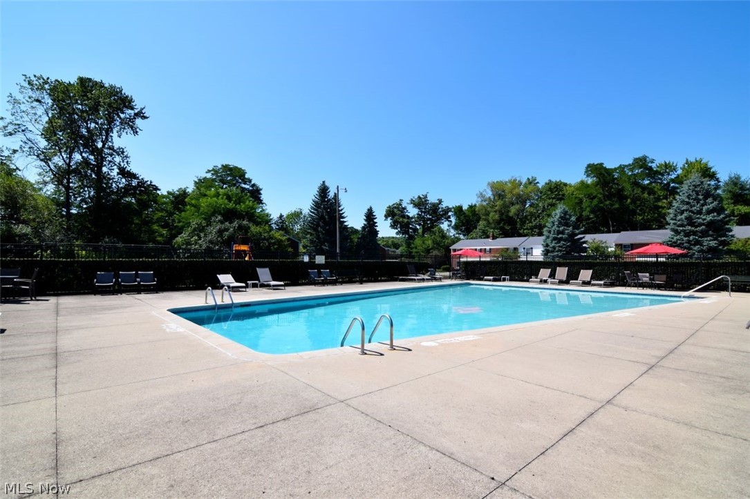 133 Chatham Way Mayfield Heights OH 44124