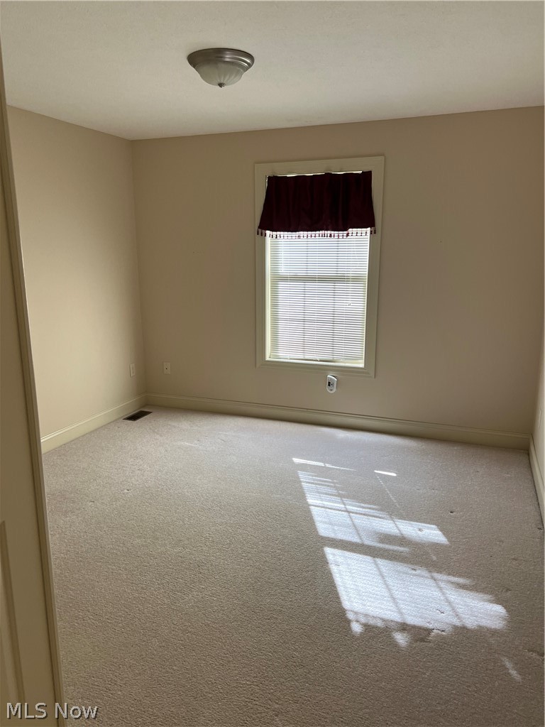 712 Parkview Drive Dover OH 44622