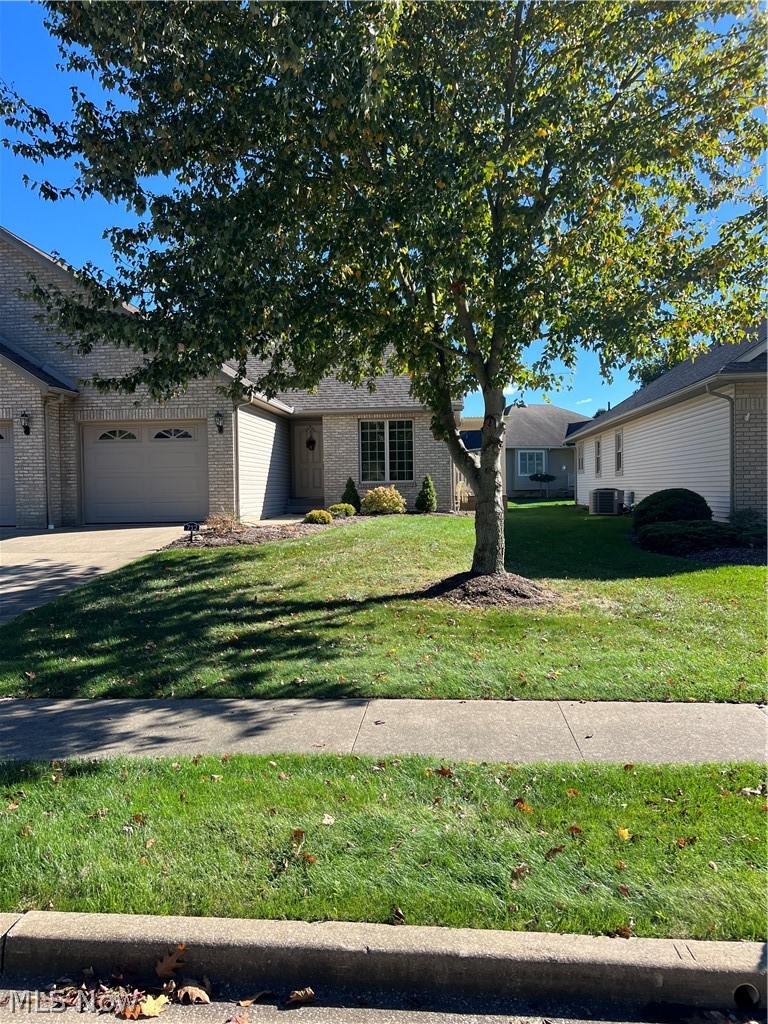 712 Parkview Drive Dover OH 44622