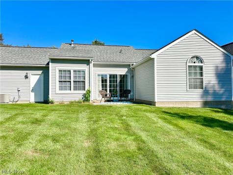 566 Parkside Lane Tallmadge OH 44278